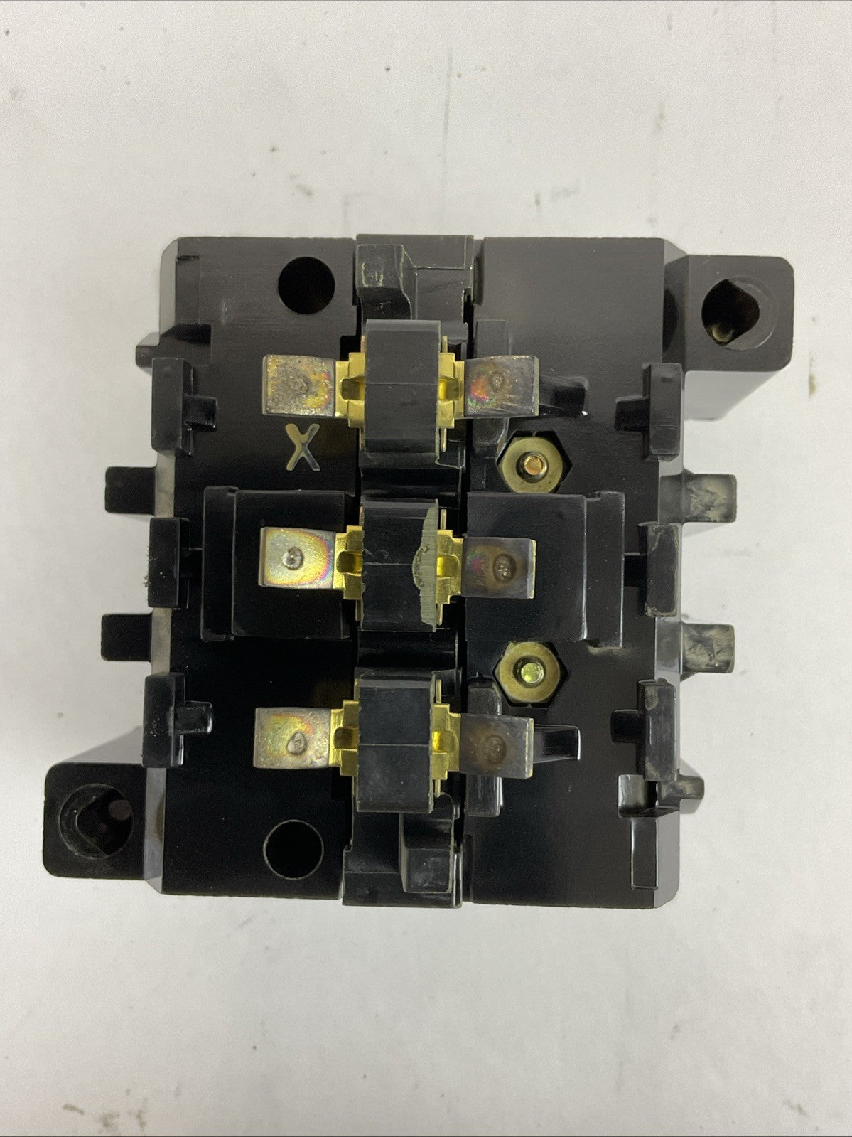 SQUARE D 8536SBG2 SIZE 0 STARTER 600VAC 5HP B3.70 HEATERS 31041-400-42 COIL 120V