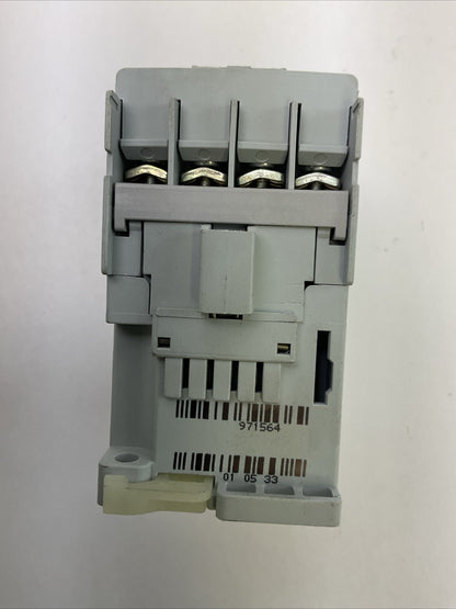 ALLEN BRADLEY 100-C16*10 SER B CONTACTOR  600VAC 30AMP 3PH 15HP COIL 120V 60HZ