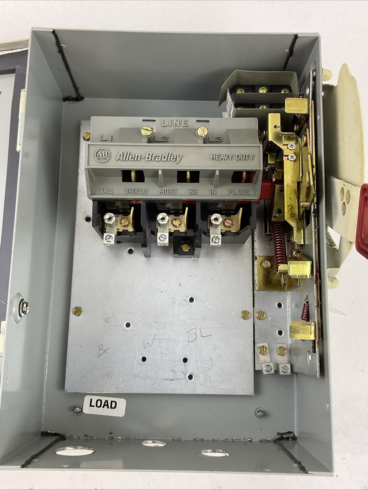 ALLEN BRADLEY 1494H-BF3N 600VAC 3PH 30HP 250VDC 5HP NON FUSIBLE DISCONNECT