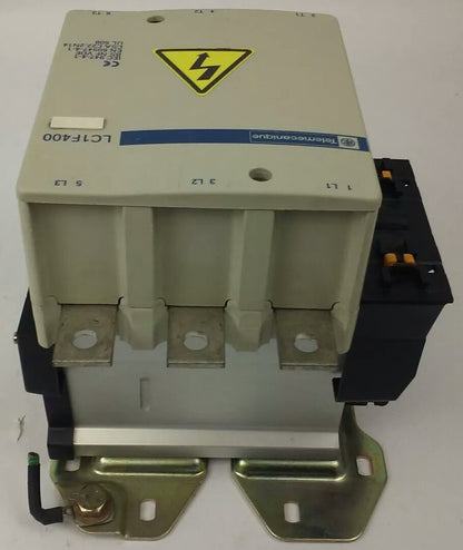 TELEMECANIQUE LC1F400 CONTACTOR, 3PH, 3P, 600V, 420A, 300HP,W/ LX9FJ910 24V COIL