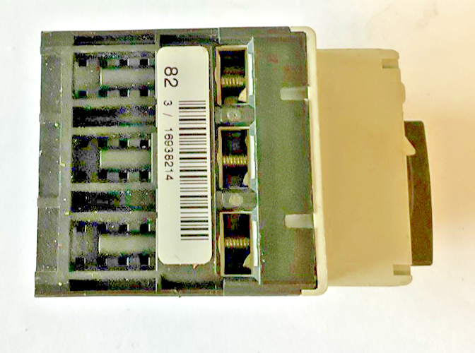 ALLEN BRADLEY 140M-C2T-B16 MOTOR PROTECTOR SER.C 1.6A 50/60HZ