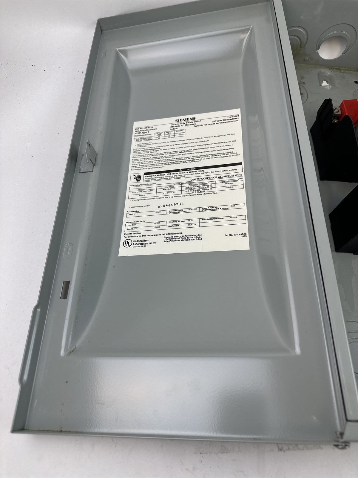 SIEMENS GF323N TYPE VB II 100A 240VAC 3PH 30HP 240VDC 20HP NEMA TYPE 1 FUSIBLE