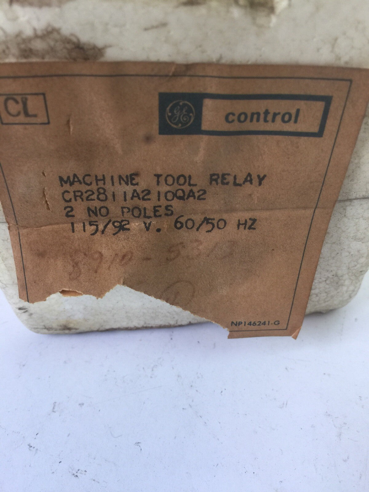 GE CR2811A210QA2 MACHINE TOOL RELAY  600V 10A COIL 22D135 115V 60HZ 92V 50HZ