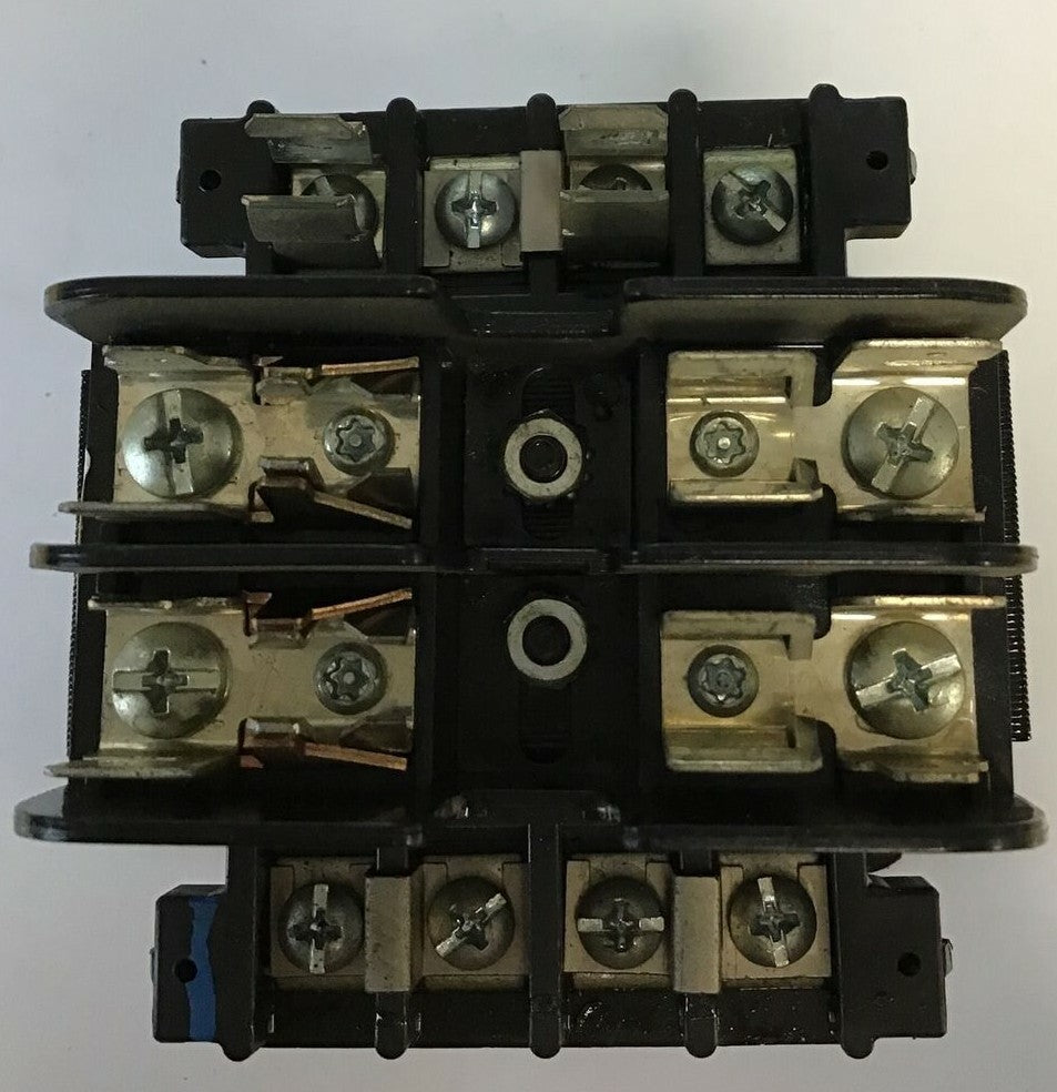 CUTLER HAMMER C0100E2AFB INDUSTRIAL CONTROL TRANSFORMER 100VA 30A 600VAC