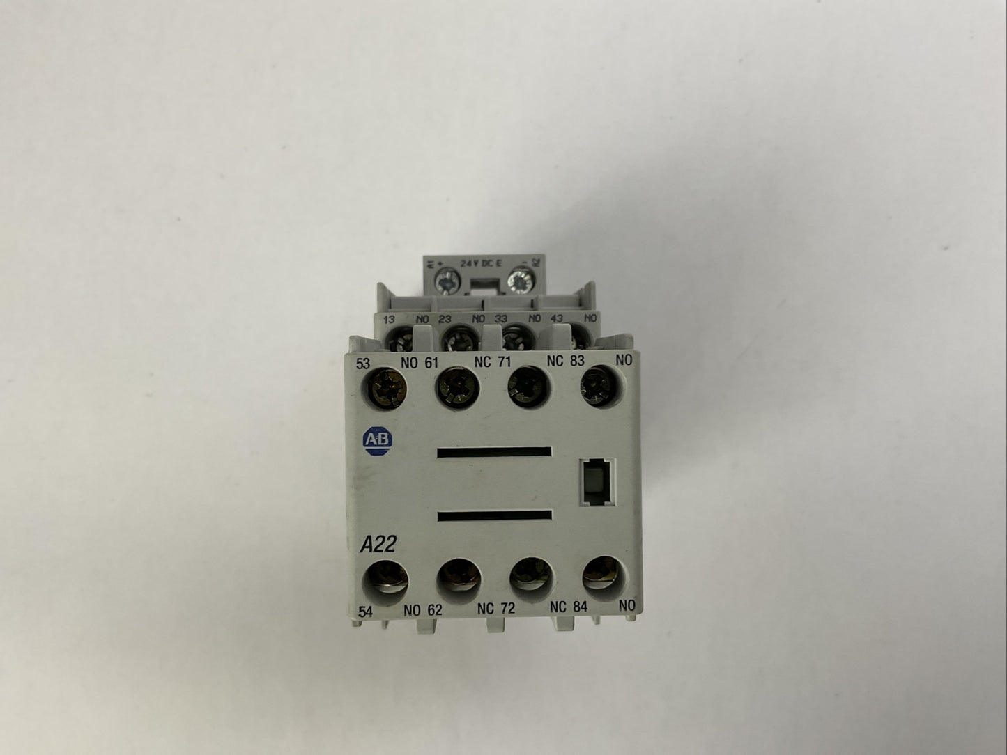 ALLEN BRADLEY 700-CF400E* SER A 600VAC COIL 24VDC CONTACTOR 100-F SER A