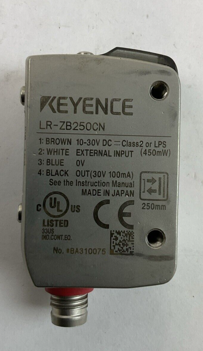 KEYENCE LR-ZB250CN LASER SENSOR 10-30VDC