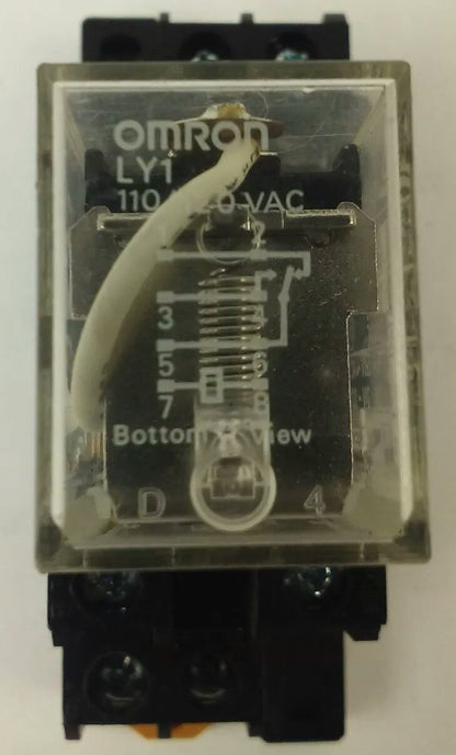 OMRON LY1 RELAY 110/120VAC,WITH OMRON PTF08A-E RELAY BASE 2-M4X12 2617H 15A 200V
