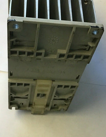 ALLEN BRADLEY 160-BA04NSF1 FREQUENCY DRIVE  SER.C ANALOG S.F.