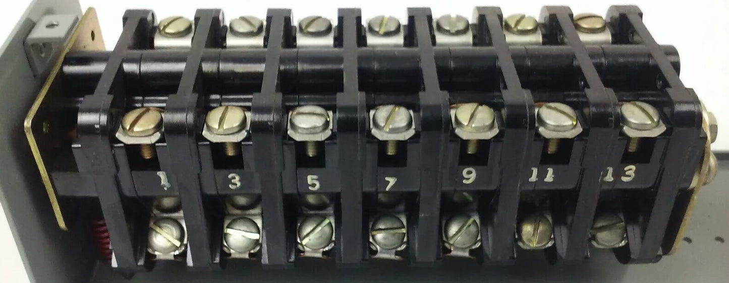 ALLEN BRADLEY H609083-2 ROTARY PILOT SWITCH, SIZE 10, 25A, H609083/2, BUL. 806
