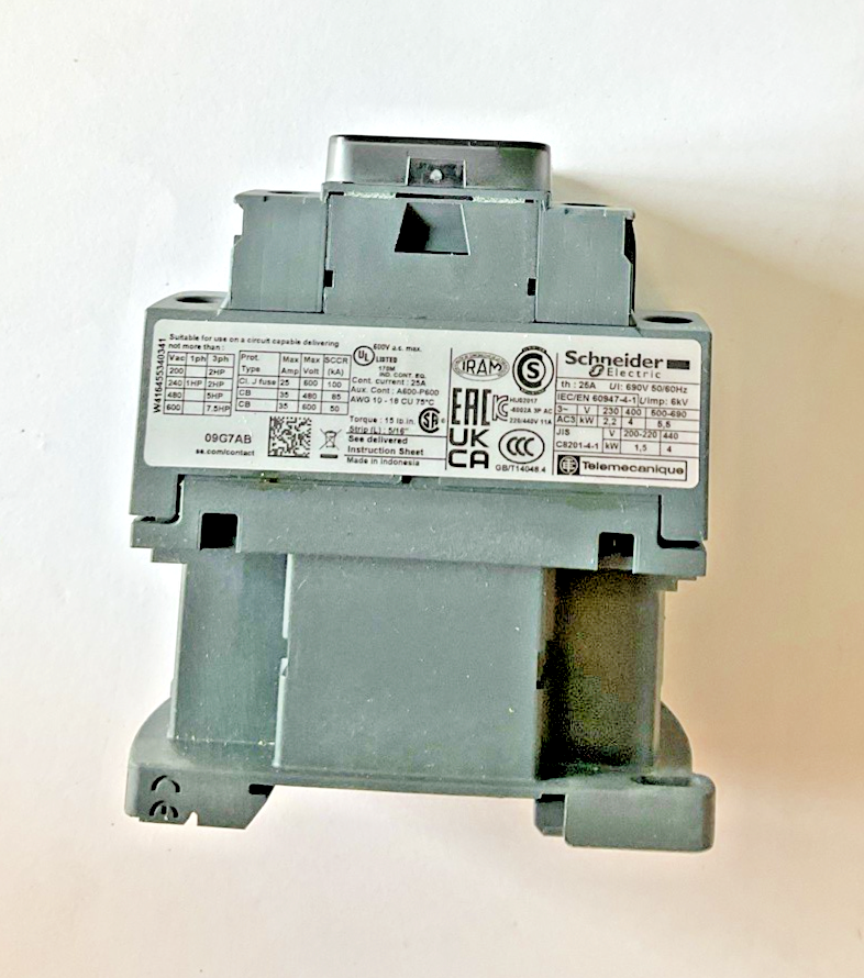 SCHNEIDER ELECTRIC LC1D09G7 CONTACTOR 480V/5HP 120V 50/60HZ 3POLE