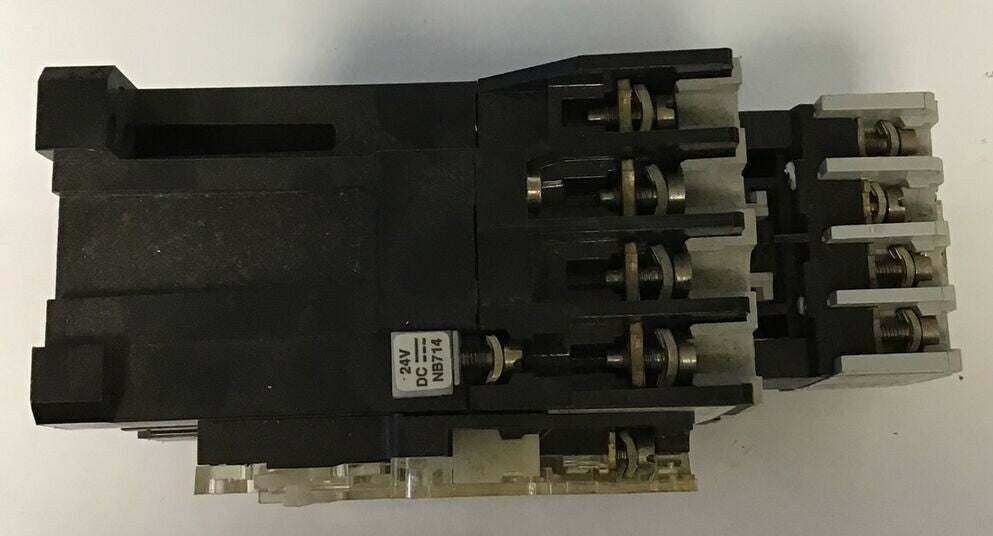 ALLEN BRADLEY 100-A24NZ*3 SER.B W/ 195-BA01 SER.A & 195-FA22 SER.A ***LOTOF2***