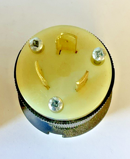 HUBBELL HBL2321 TWIST LOCK PLUG 20A 250V 2POLE 3WIRE ***LOTOF2***