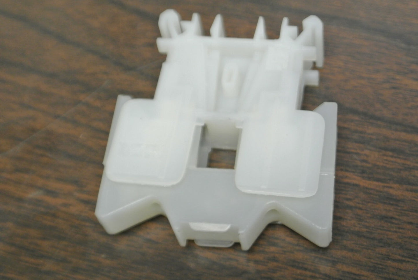 BUSS NDNLFD1-WH / FUSE HOLDER / 15A / 600V / DIN RAIL MOUNT / NEW SURPLUS
