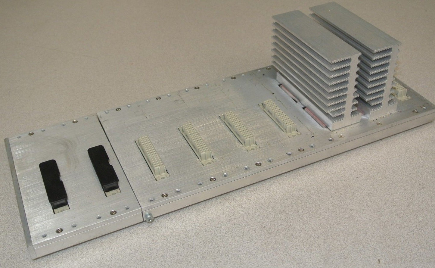HIRSCHMANN MB-2T / MICE BACKPLANE - 2 + 5 SLOTS - PLC BASE