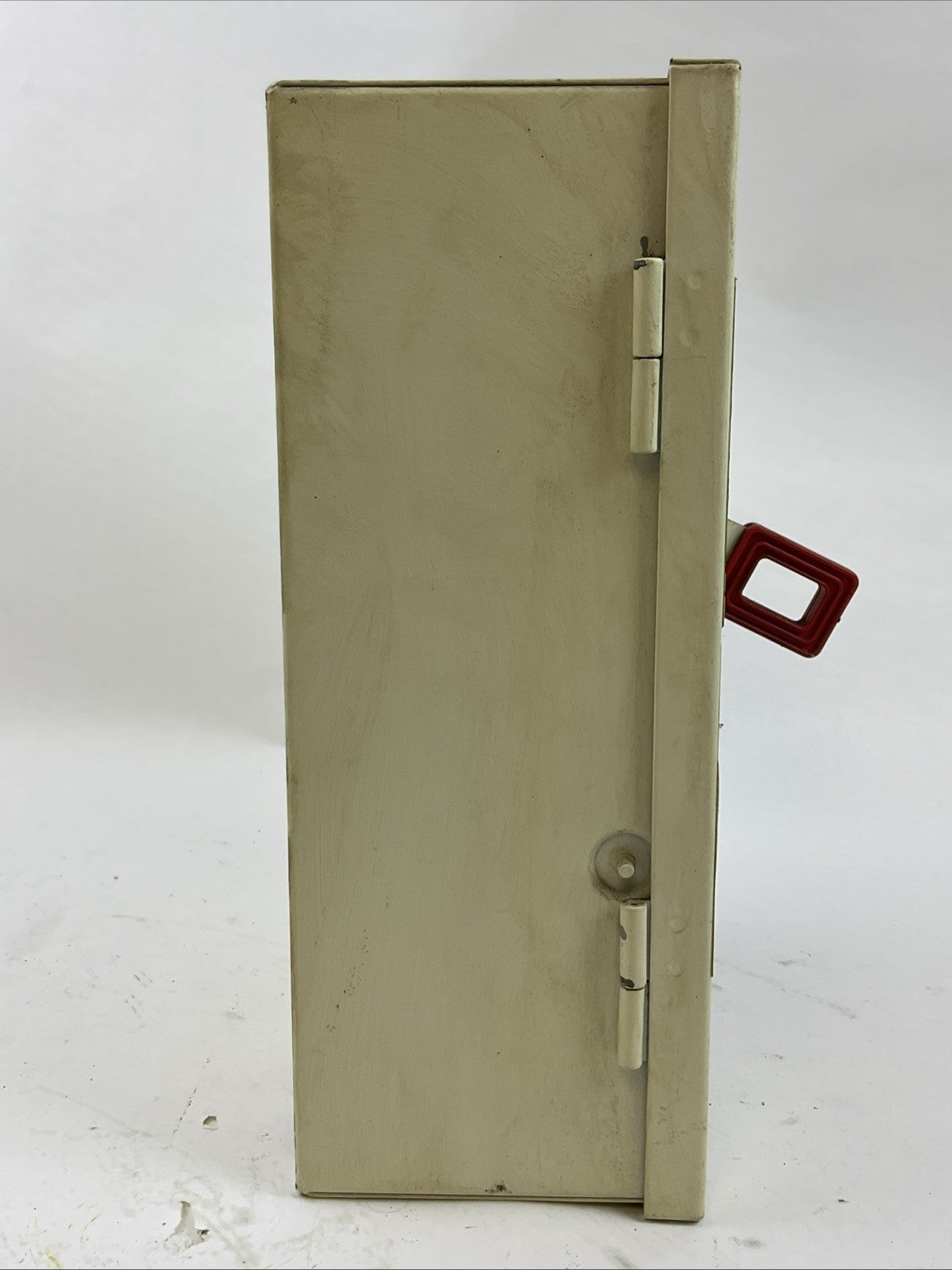 ALLEN BRADLEY 1494H-BF3N 600VAC 3PH 30HP 250VDC 5HP NON FUSIBLE DISCONNECT