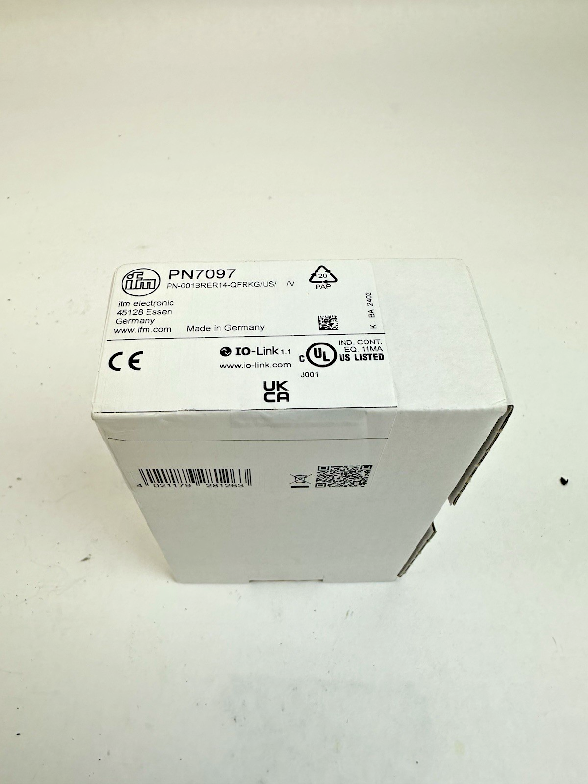 IFM PN7097, PRESSURE SENSOR W/ DISPLAY, PN-001BRER14-QFRKG