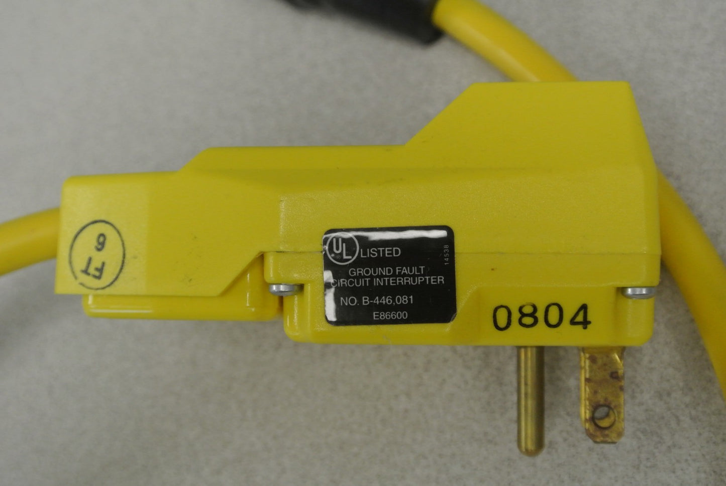 COOPER GFP101M IN-LINE GFCI / 15A / 125V / 2P / 3W GRD / NEW SURPLUS