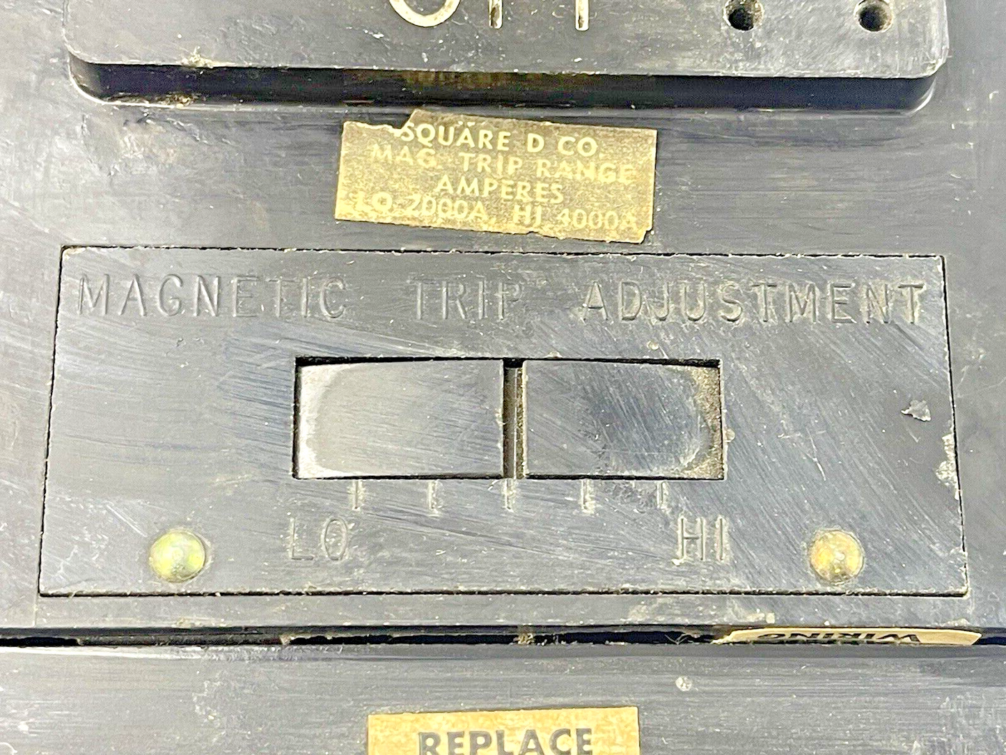 SQUARE D Q432400 -BOLT-ON THERMAL MAGNETIC CIRCUIT BREAKER-400 AMP, 3POLE,240VAC