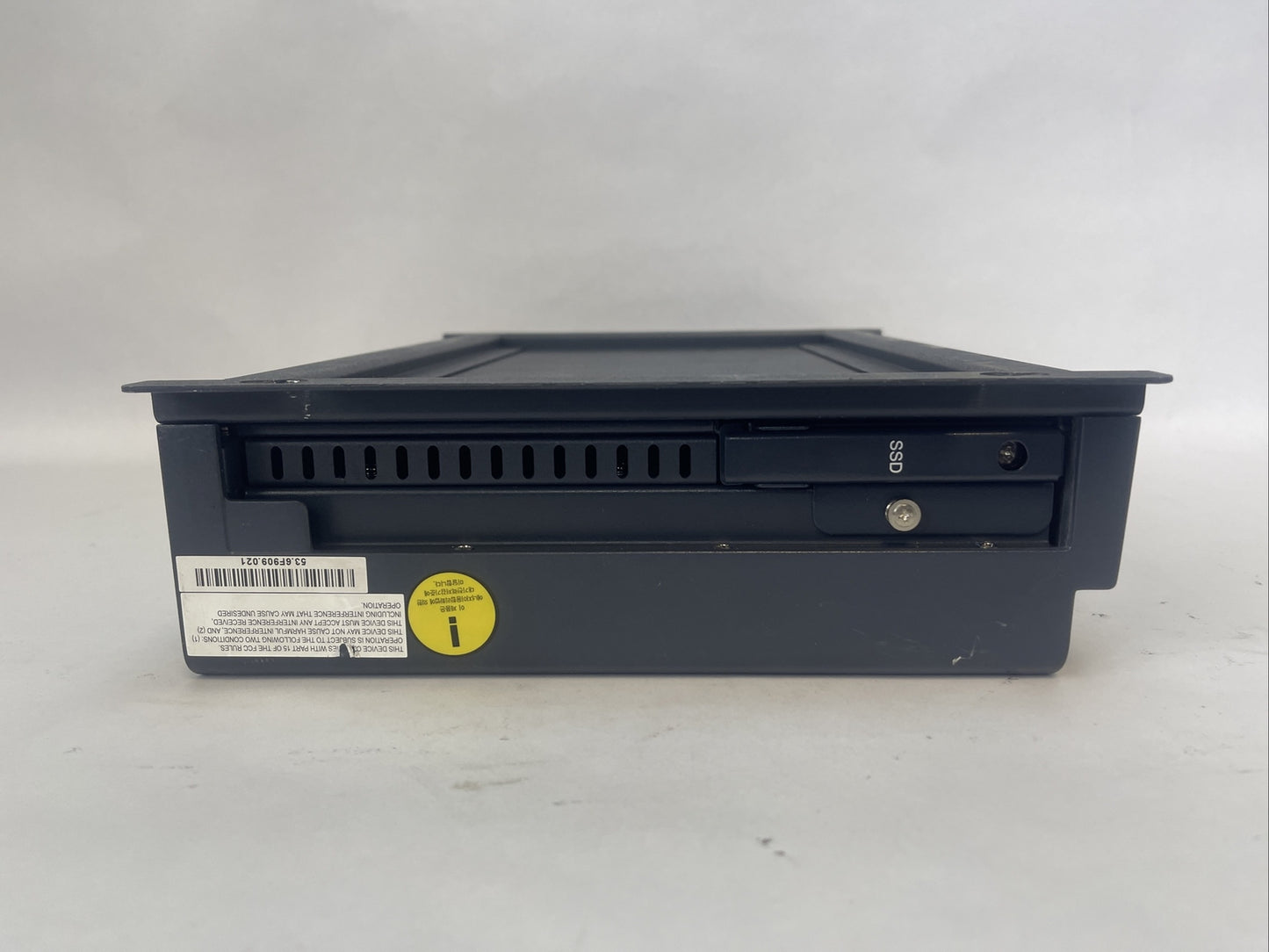 ALLEN BRADLEY 6181P-00N2MW71AC NON-DISPLAY INDUSTRIAL COMPUTER SER F 100-240VAC