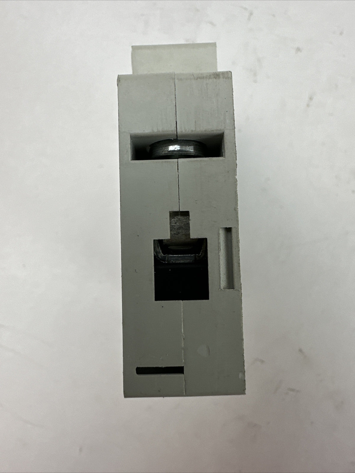 EATON FAZ-B10/1-SP CIRCUIT BREAKER 10A 230/400VAC 240/415VAC 1POLE