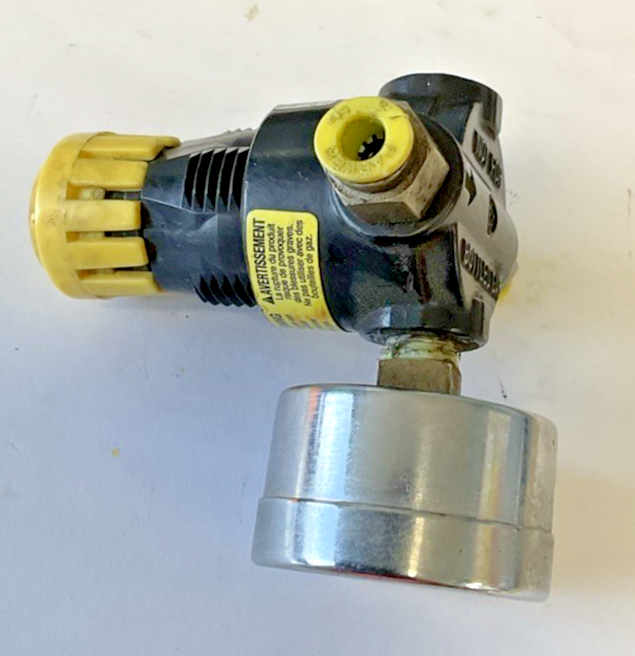PARKER 14R013FC PNEUMATIC REGULATOR 300PSI WITH GAUGE
