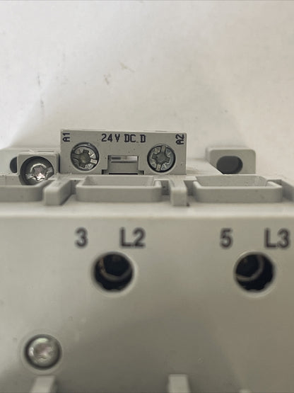 ALLEN BRADLEY 100-C60D*00 SER B CONTACTOR 600VAC 90A 50HP COIL 24VDC 100-F SER B