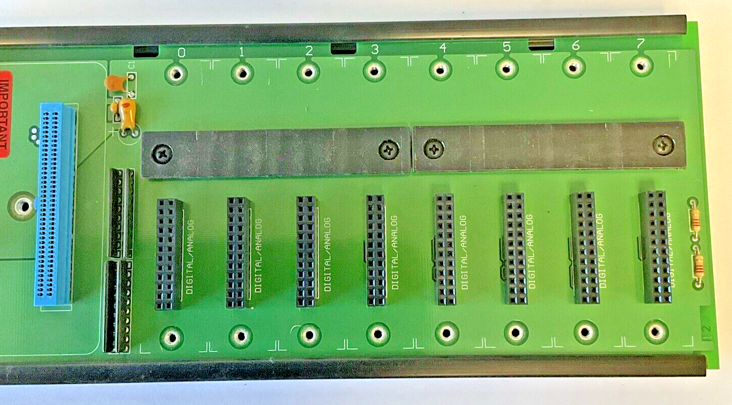 OPTO 22 SNAPB8M MODULE RACK CHASSIS SNAP-B8M