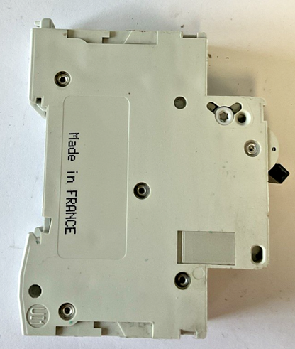 SCHNEIDER ELECTRIC C60 CIRCUIT BREAKER MULTI 9 D 1A 240VAC 10KA