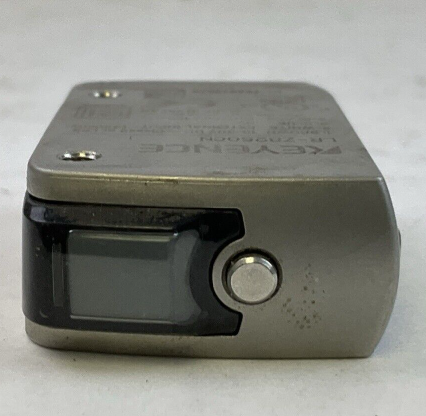 KEYENCE LR-ZB250CN LASER SENSOR 10-30VDC