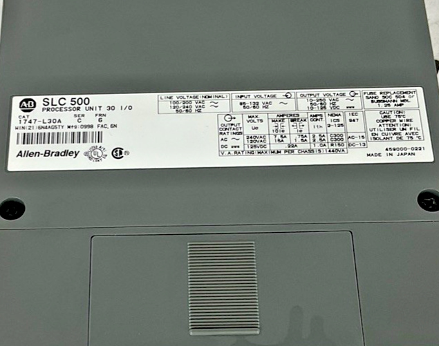 ALLEN BRADLEY 1747-L30A PROCESSOR UNIT 30 I/O SER.C FRN.6 240VAC 50/60HZ