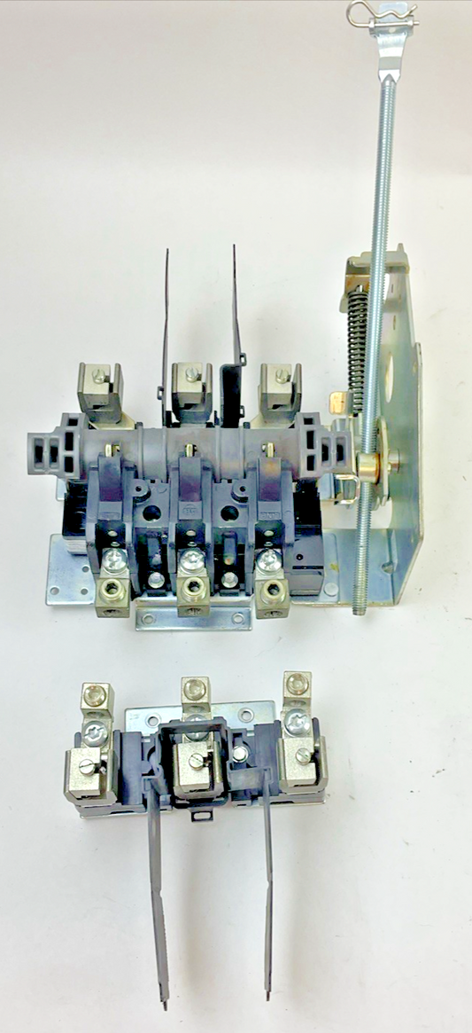 ALLEN BRADLEY 1494V-DSX100 SER D DISCONNECT SWITCH 1494V-FS100 LONG HANDLE 14"