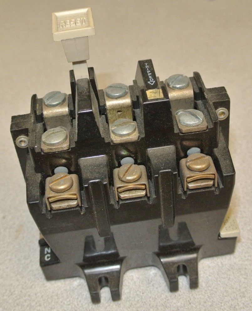 ALLEN-BRADLEY 592-BOV16, Ser. A - MANUAL RESET RELAY / 3P / 40A