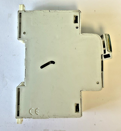 LEGRAND 05818 FUSE HOLDER 10 x 38 100KA 500VAC  ***LOTOF3***