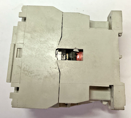 CUTLER HAMMER CE15ANS3 SER.B1 CONTACTOR 7A 600V
