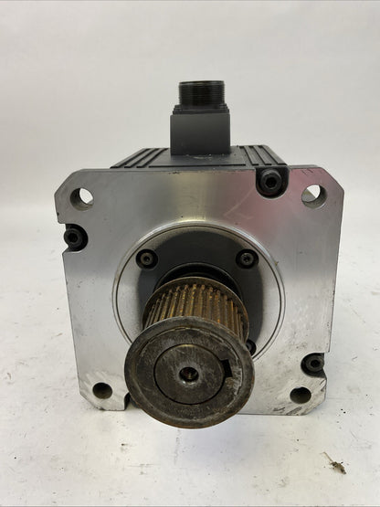 MITSUBISHI HC-SFS352K AC SERVO MOTOR 2000RPM OUTPUT 2.5kW INPUT 146VAC 17A