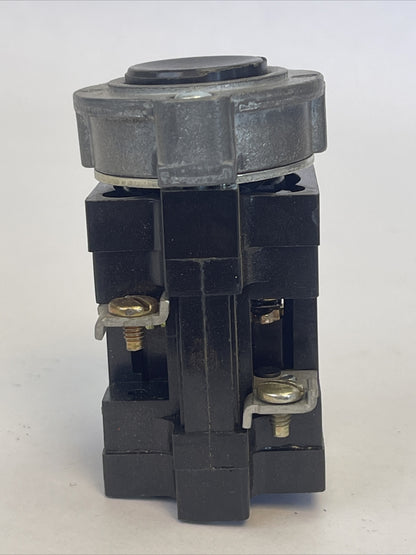CUTLER HAMMER 10250H479-12 1077 PUSHBUTTON OPERATOR BLACK P.B. BASE MTG.