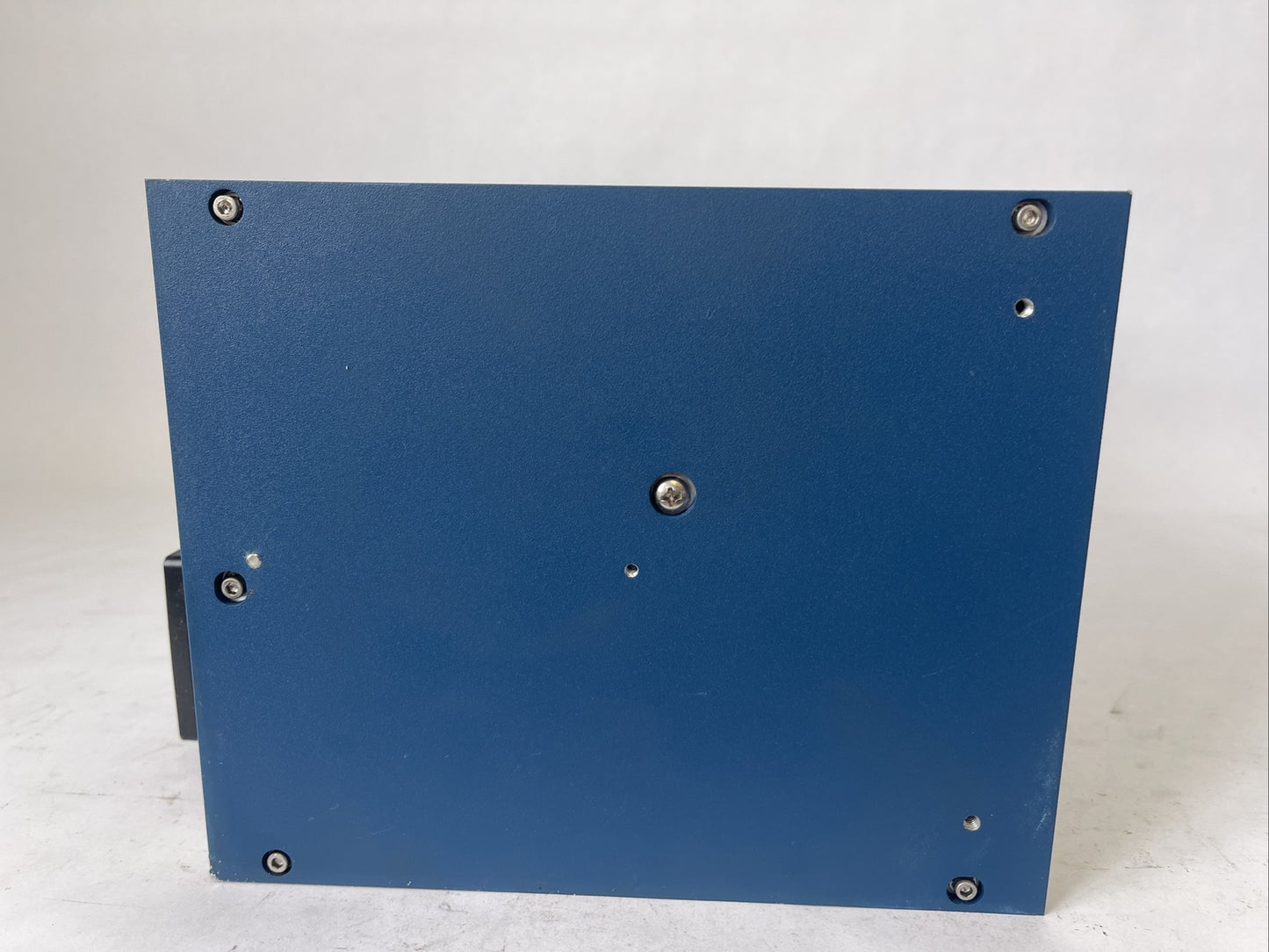 NATIONAL INSTRUMENTS SCXI-1001 12 SOLT CHASSIS 1.7/1.5/0.8A 100/120/220/240VAC