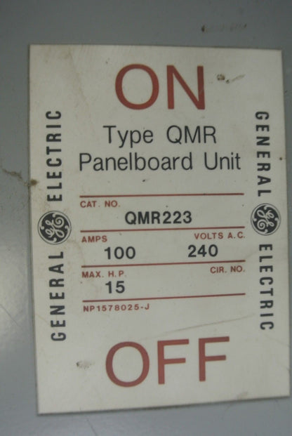 GE QMR223 FUSIBLE QMR-TYPE PANELBOARD / DISCONNECT SWITCH - 240V, 100A, 15HP MAX