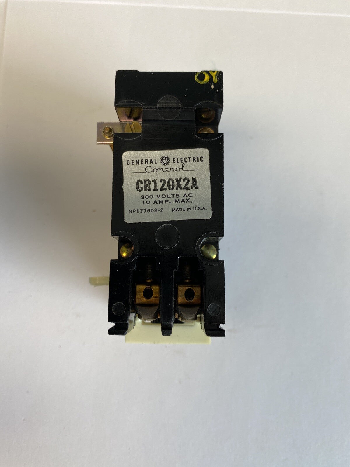 General Electric CR120X2A 10A 300V 2 Pole Industrial Relay