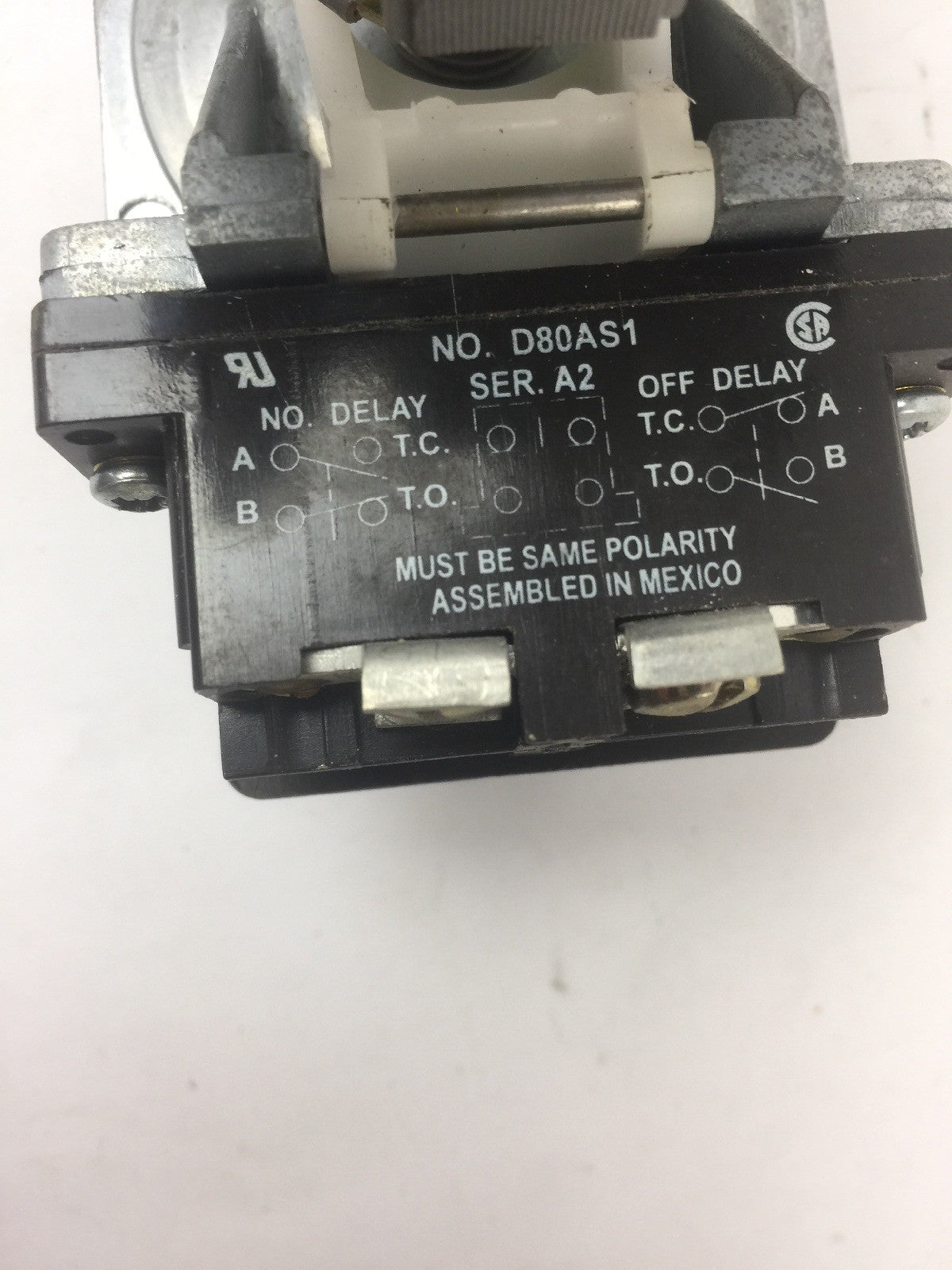 CUTLER HAMMER D80NE1A PNEUMATIC TIMER 440-480V 50/60HZ SERIES A2