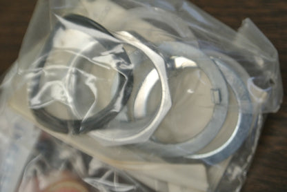 G.E. CR2940YJ200B H.D. OILTIGHT PUSHBUTTON OPERATOR / BLACK / 600V / NEW SURPLUS