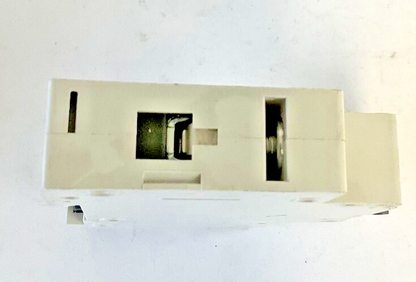 EATON FAZ-B3/1 CIRCUIT BREAKER 277V 48VDC CAT.A 1POLE***LOTOF5***