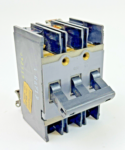 SQUARE D - MH-315 - THERMAL MAGNETIC CIRCUIT BREAKER - 15A/3 POLE/240VAC