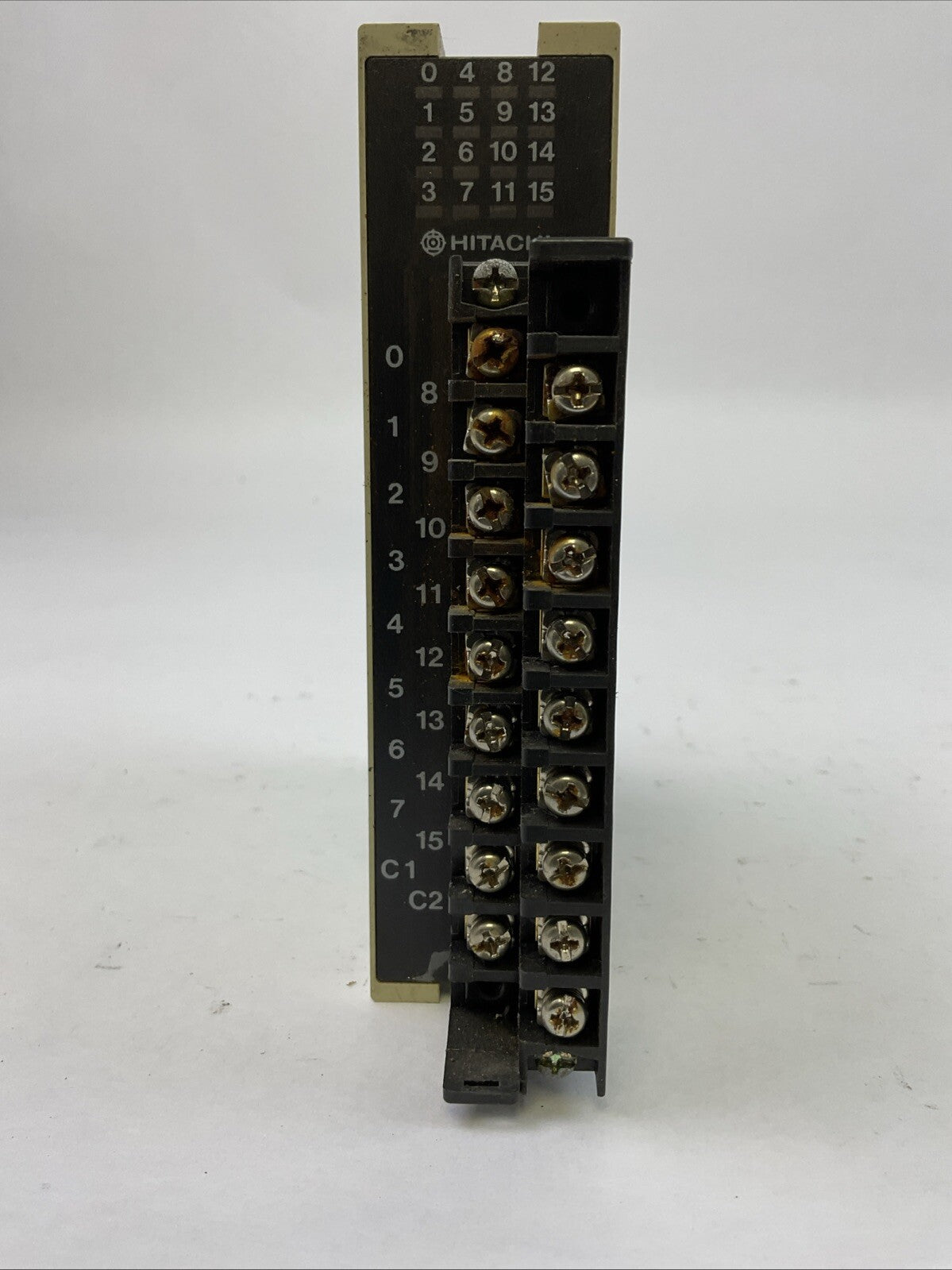 HITACHI POM-TP OUTPUT MODULE 33017816-5 (MISSING LOCKING TABS)