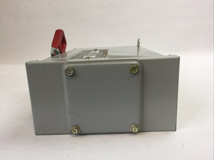 GE TH3221RH FUSIBLE SAFETY SWITCH MOD 7 30A 240VAC 250VDC 2P 7.5HP RAINPROOF 3R