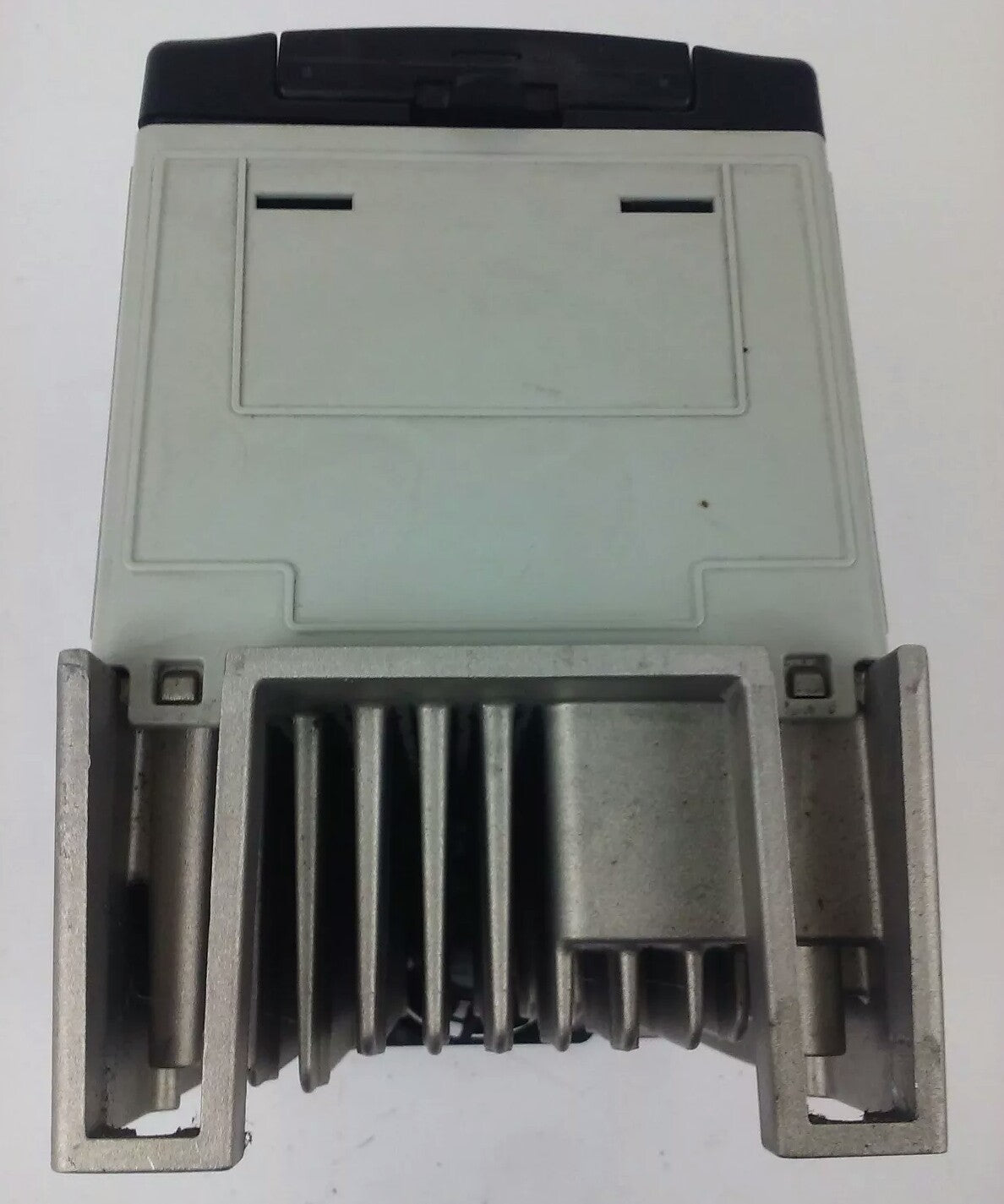 ALLEN BRADLEY POWER FLEX 70 20A-D2P1A3AYNNNC0 SER. A,3PH,480V, 1HP, W/ 20-HIM-A3