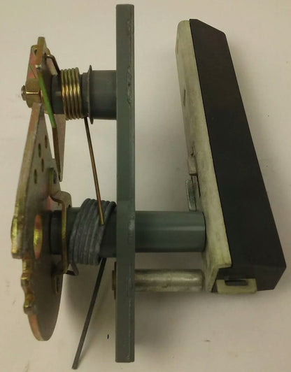 ALLEN BRADLEY 1494F-L4 DOOR HARWARE KIT
