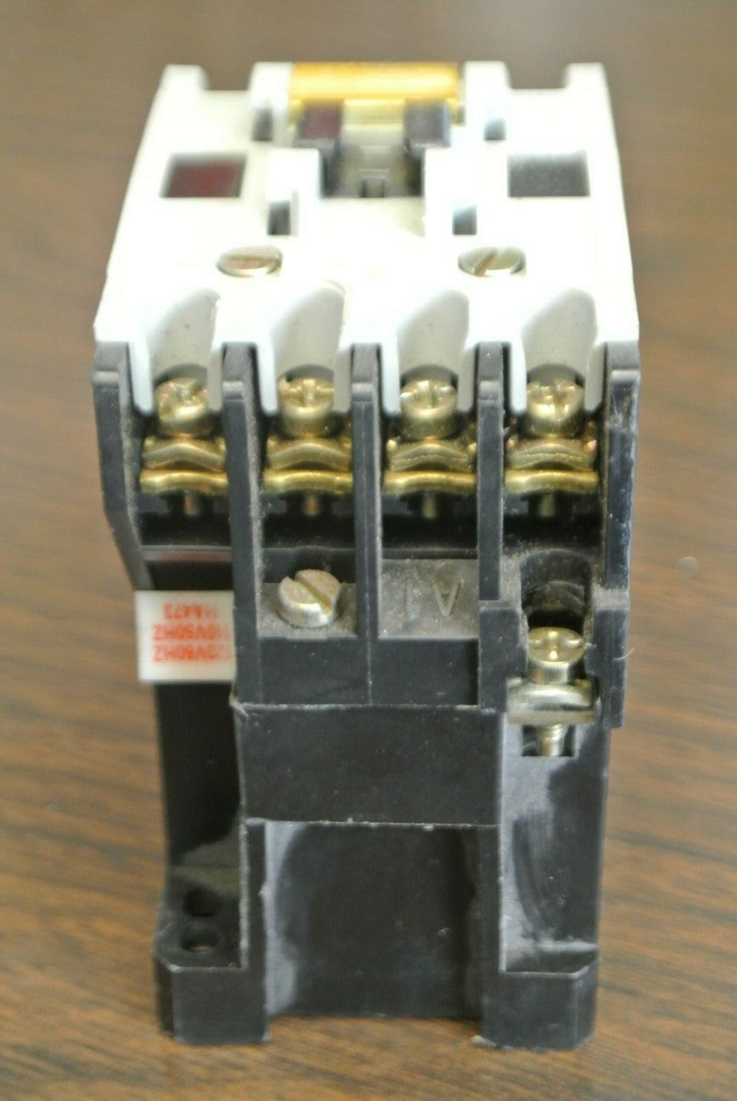 ALLEN-BRADLEY 100-A09NJ3 Series B CONTACTOR / 110-120V COIL