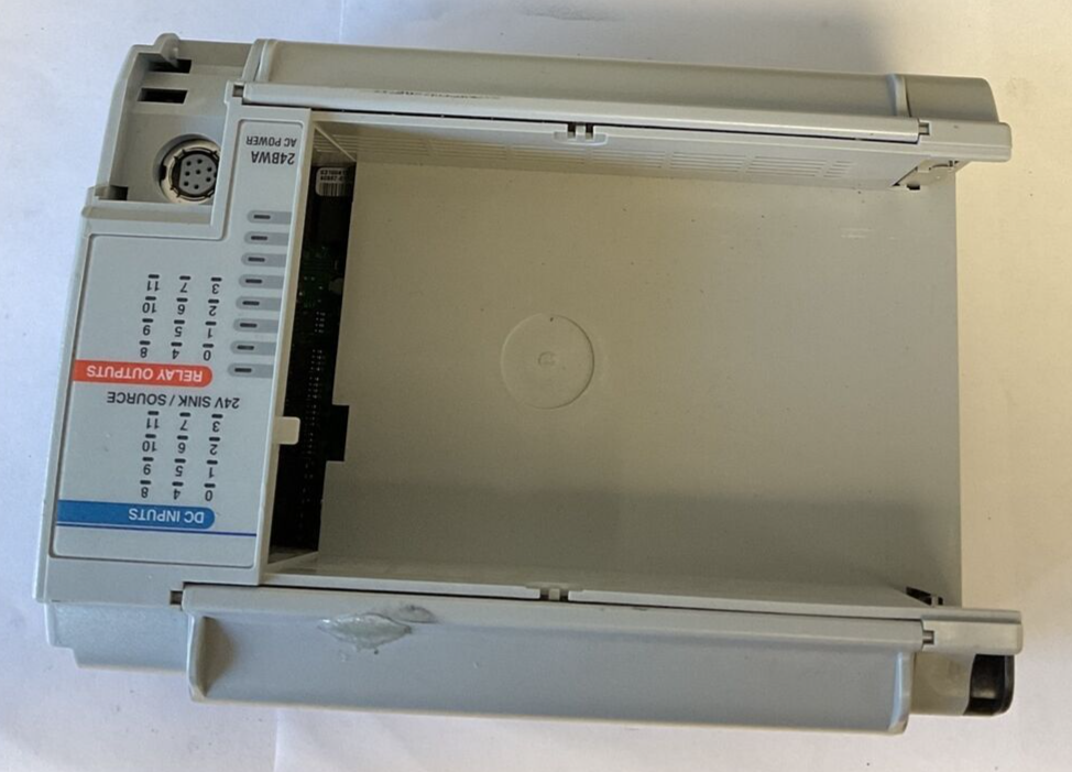 ALLEN BRADLEY 1764-24BWA MICROLOGIX 24 POINT CONTROLLER 24VDC SER.B