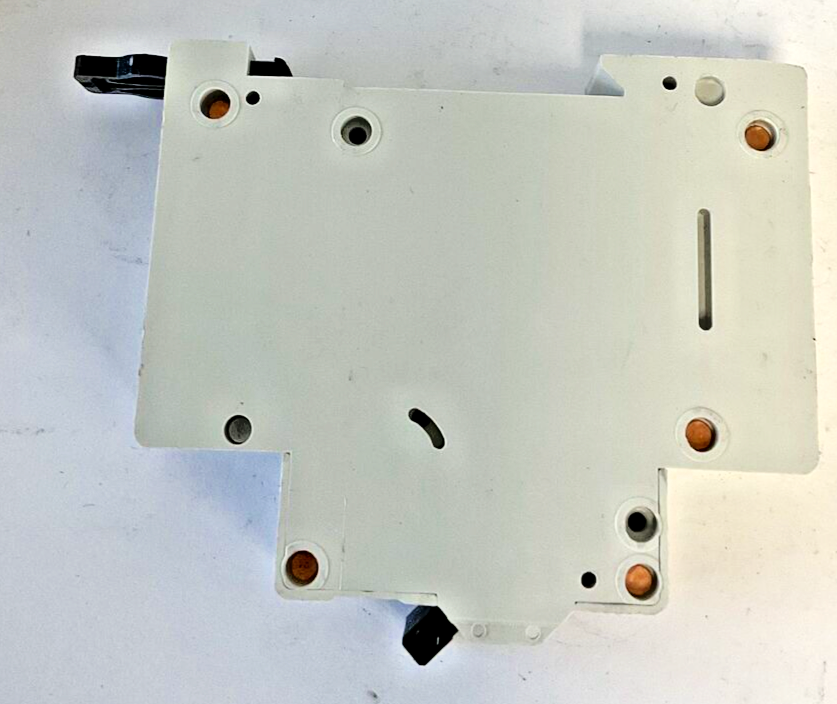 EATON FAZ-B3/1 CIRCUIT BREAKER 277V 48VDC CAT.A 1POLE***LOTOF5***